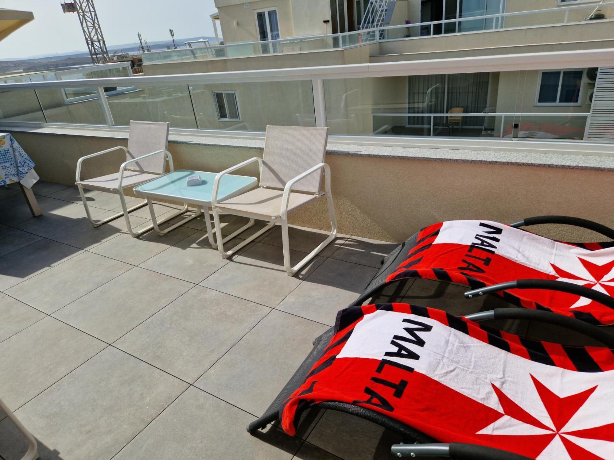 Sea View New Penthouse Terrace & Garage Parking Apartment St. Paul's Bay Bagian luar foto