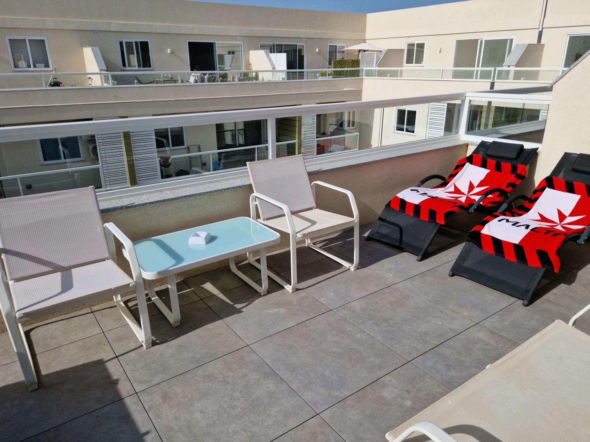 Sea View New Penthouse Terrace & Garage Parking Apartment St. Paul's Bay Bagian luar foto