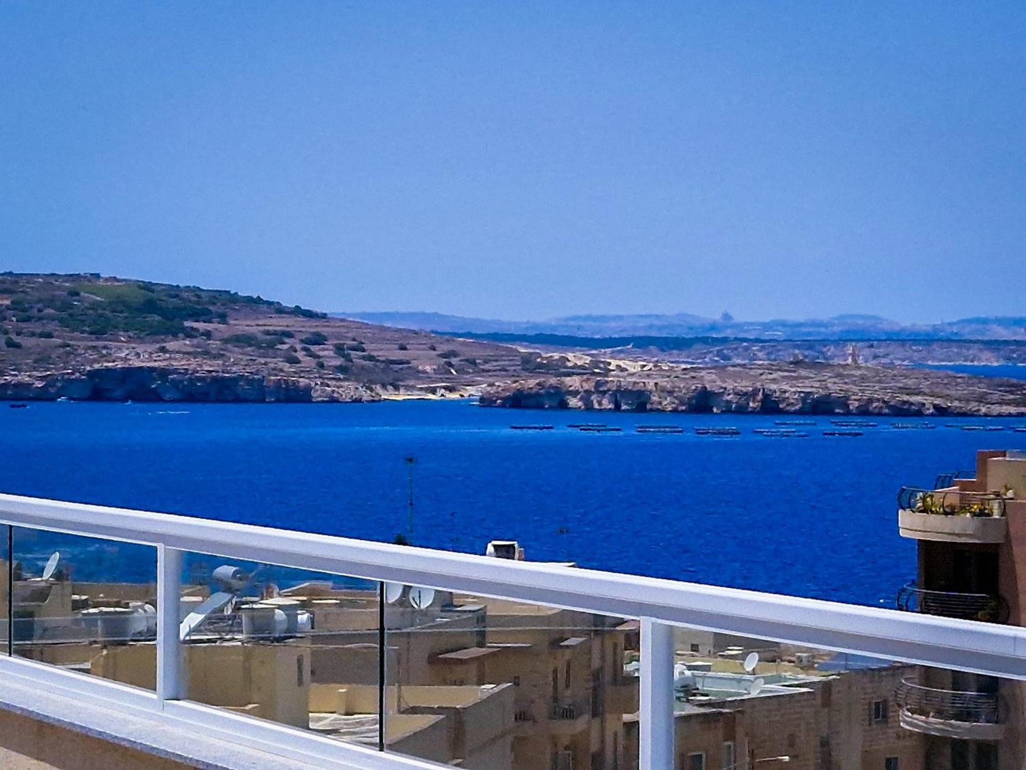 Sea View New Penthouse Terrace & Garage Parking Apartment St. Paul's Bay Bagian luar foto